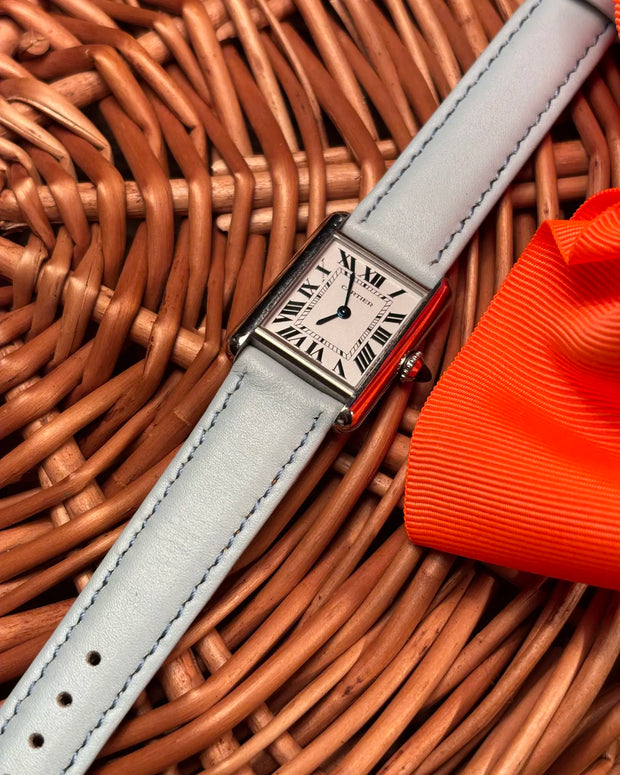 Classic Calfskin Fresh on the Cartier Tank Must SolarBeat Small – front view