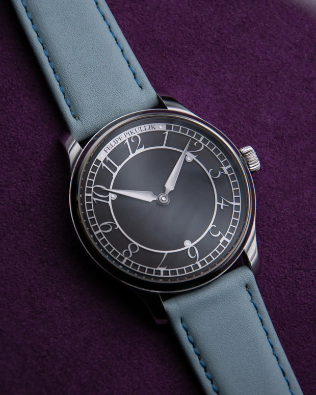 Classic Calfskin Fresh on Felipe Pikullik Piece Unique – lifestyle image